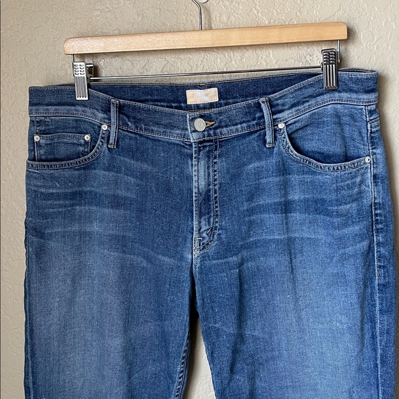 MOTHER the dropout boyfriend jeans - Picture 3 of 10